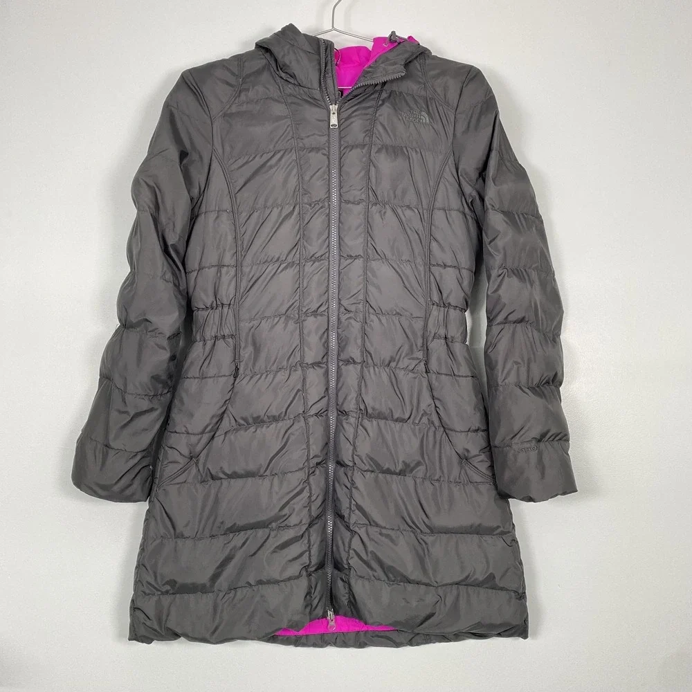 The North Face Parka Coat Womens Medium Gray 550 Down Hooded Quilted Puffer Long